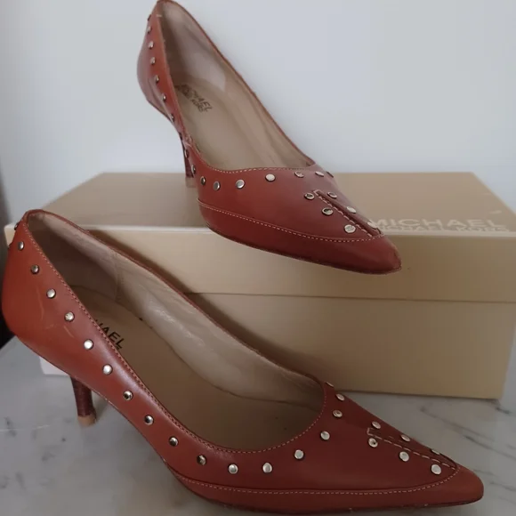 Michael Kors "Astor Pump" leather shoes - Picture 10 of 16